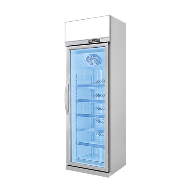 Supermercado comercial / loja com portas de vidro equipadas com frigoríficos de display de congelamento
