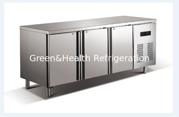 Refrigerador comercial de bancada de aço inoxidável com compressor Danfoss e ventilador de arrefecimento para padarias e hotéis
